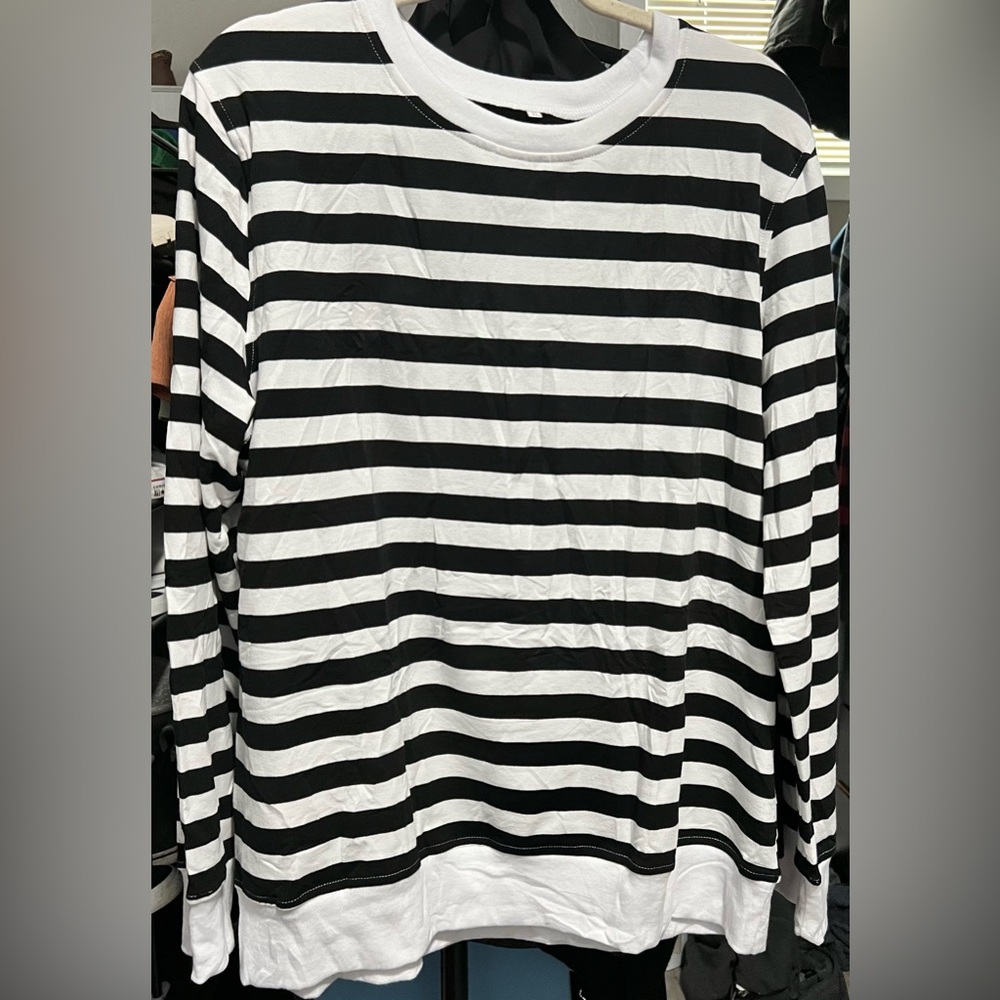 XL - Women’s Lightweight Crewneck - black & white striped